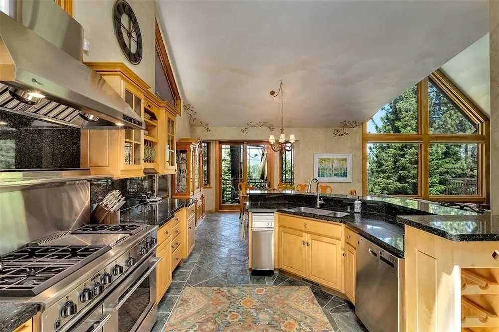Tahoe Crestview Lodge - 5 Br Home