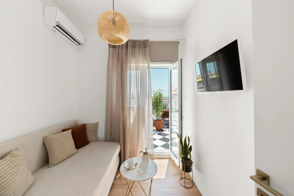 Luxurious Apartment with Big Sea View Terrace - Central Location
