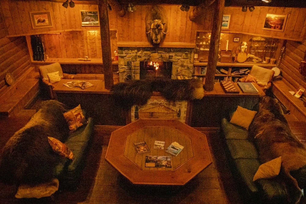 Wood River Lodge
