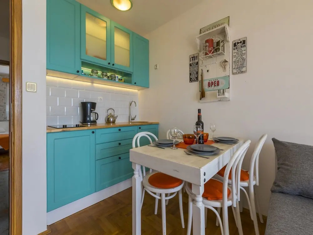 Apartments Color