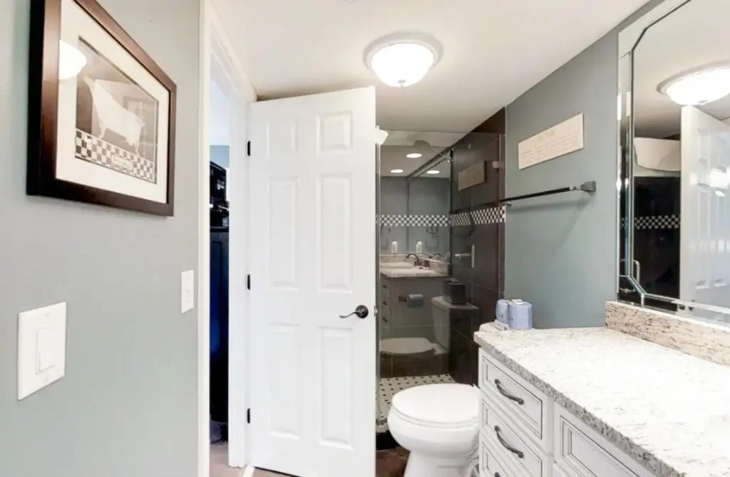 280 Turnberry Village