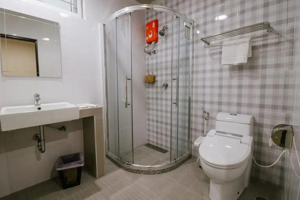 Kim Hostel 2 at  Morlang