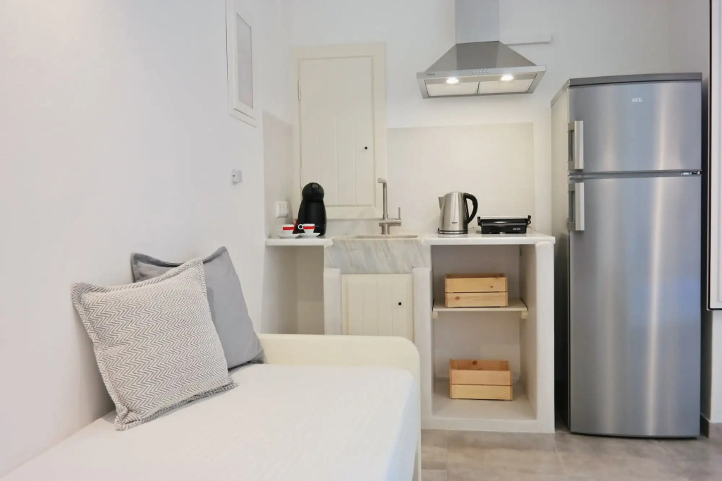 Thea Suites Naxos