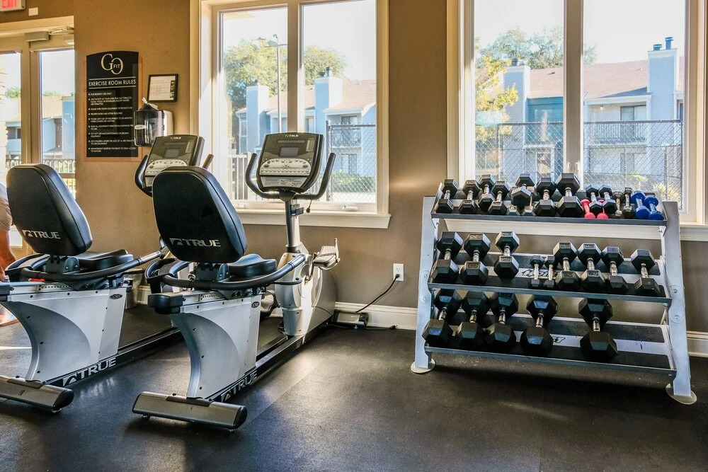 2 BR Apt in Windy Hill near beach by Frontdesk