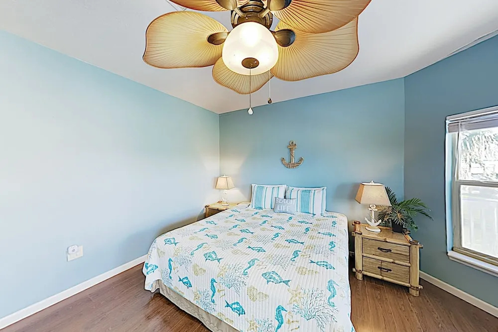 New Listing! Family-friendly Gem - Walk To Beach! 2 Bedroom Home
