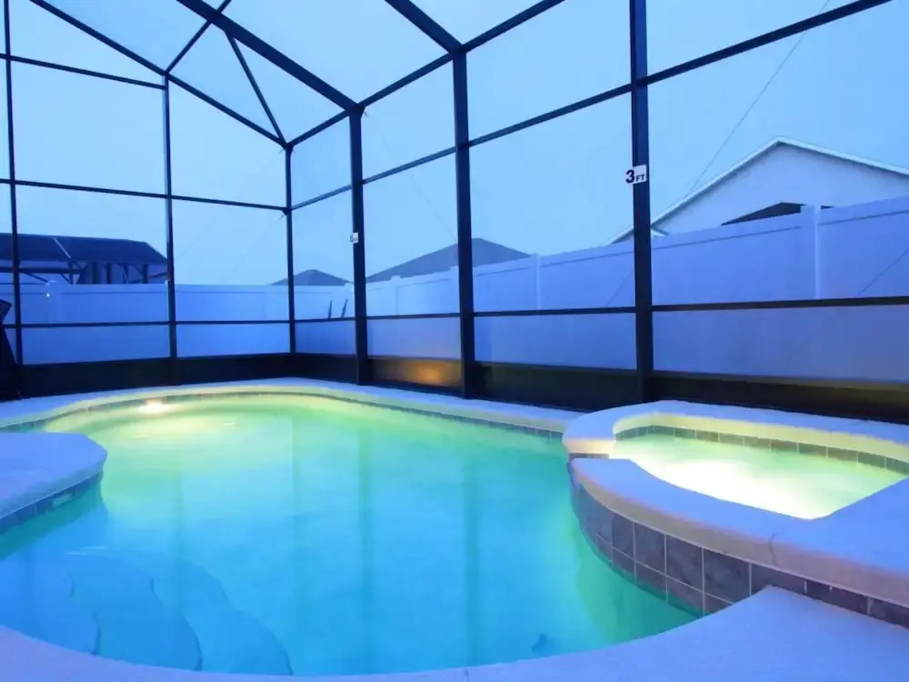 5 Bed 722