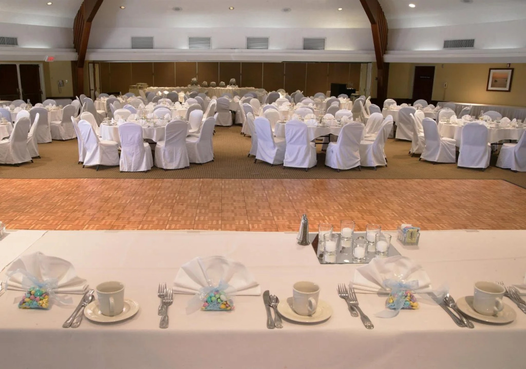 Four Points by Sheraton Ventura Harbor Resort