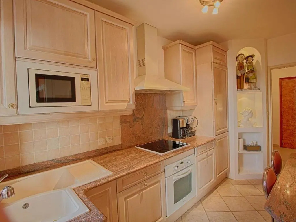 Appartement Ajaccio, 2 pièces, 4 personnes - FR-1-61-540