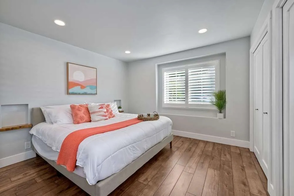 Immaculate 3 BDR in Oceanside Private Pool & Spa