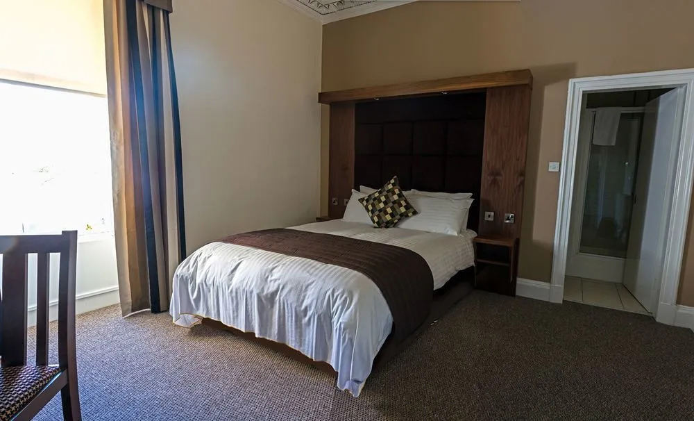 The Strathearn Hotel
