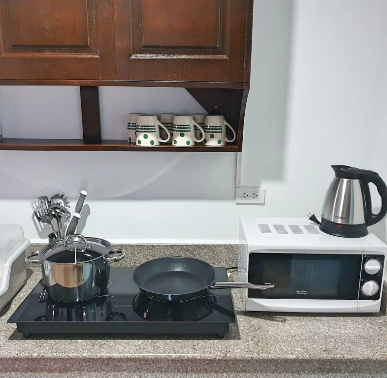 Panglao Village Court Apartment Stay Inn