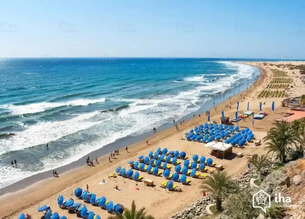 Bungalow Near Yumbo & Playa del Ingles Beach