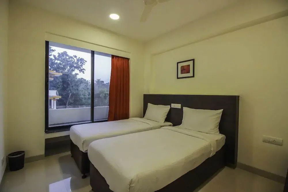 Pratibha Apartments by OYO Rooms