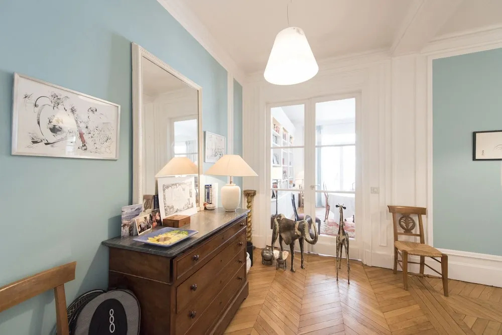 Timeless by Trocadero Gardens