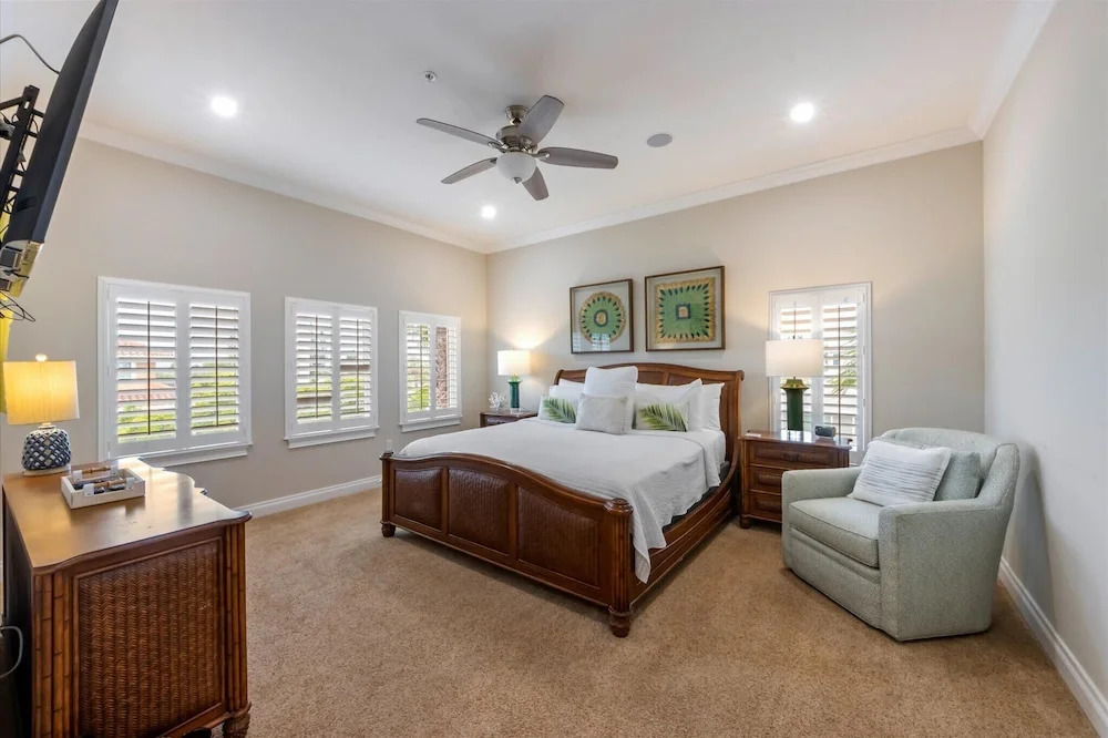 Holmes Beach Shoreline Suites