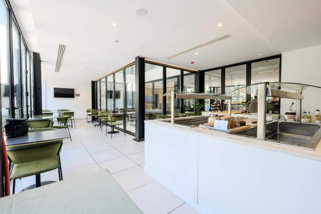 azuLine Hotel M