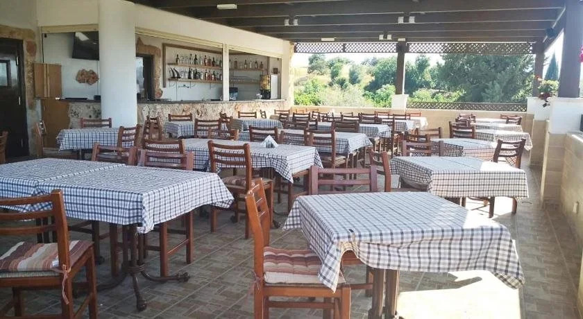 Eliofos Center