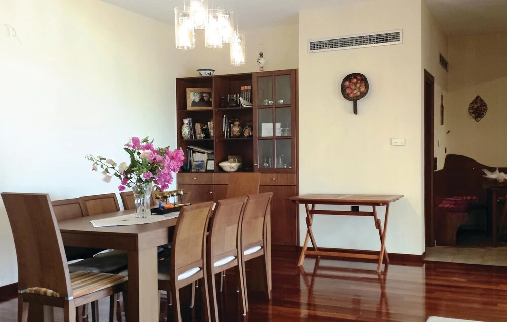 Nice Home In Plativola Aggrethym
