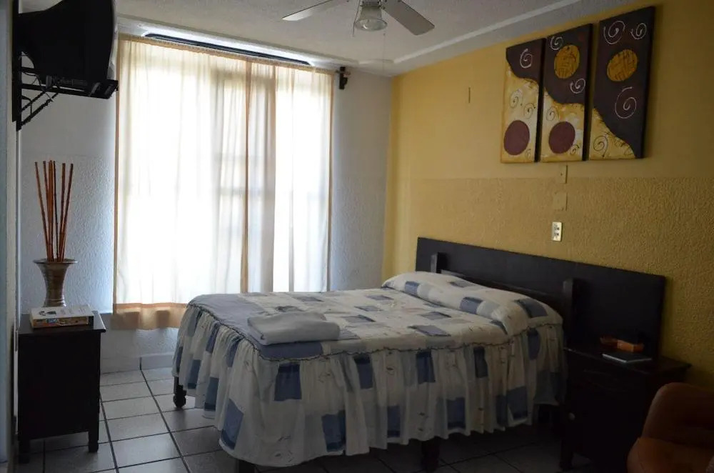 Hotel Gomez