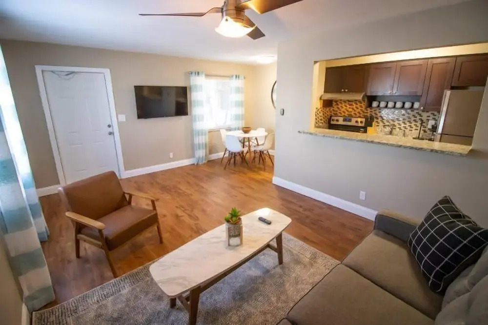 Brief Homes The Victor 1 Bedroom Apartment 5
