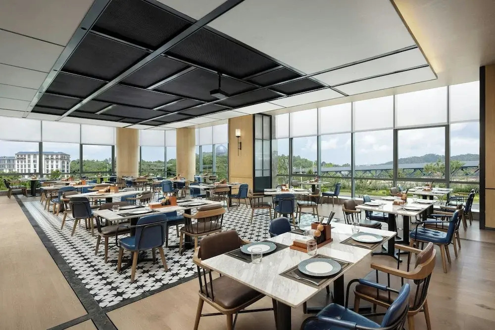 Four Points by Sheraton Wuyuan