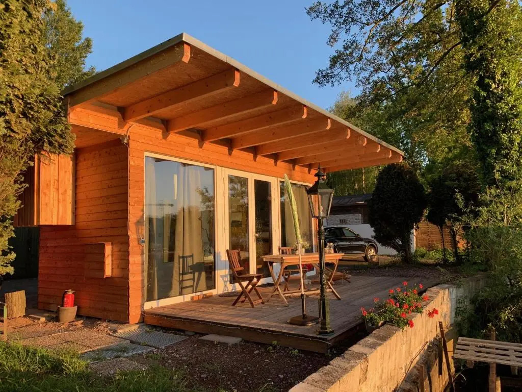Tiny House oder Ferienwohnung auf der Sunset Marina