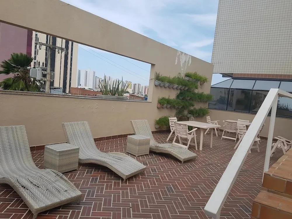 Bellagio Ponta DAreia Flat Economico Beira Mar Ferreira Hospedagens