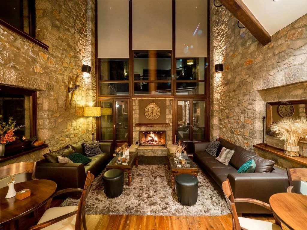 Erochos Suites Hotel