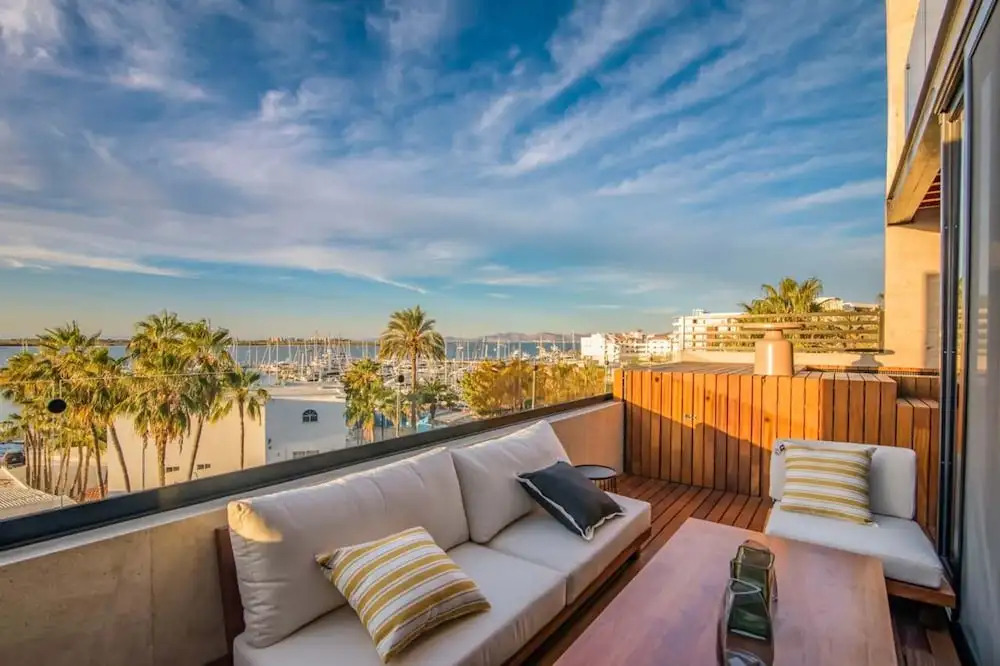 w Deluxe Penthouse in La Paz