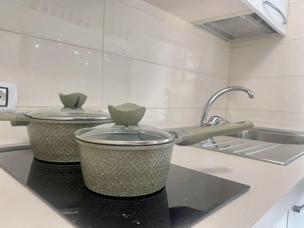 3 people, 1 bathroom, suitable for couples, central location, private terrace-Terrazza Cavour