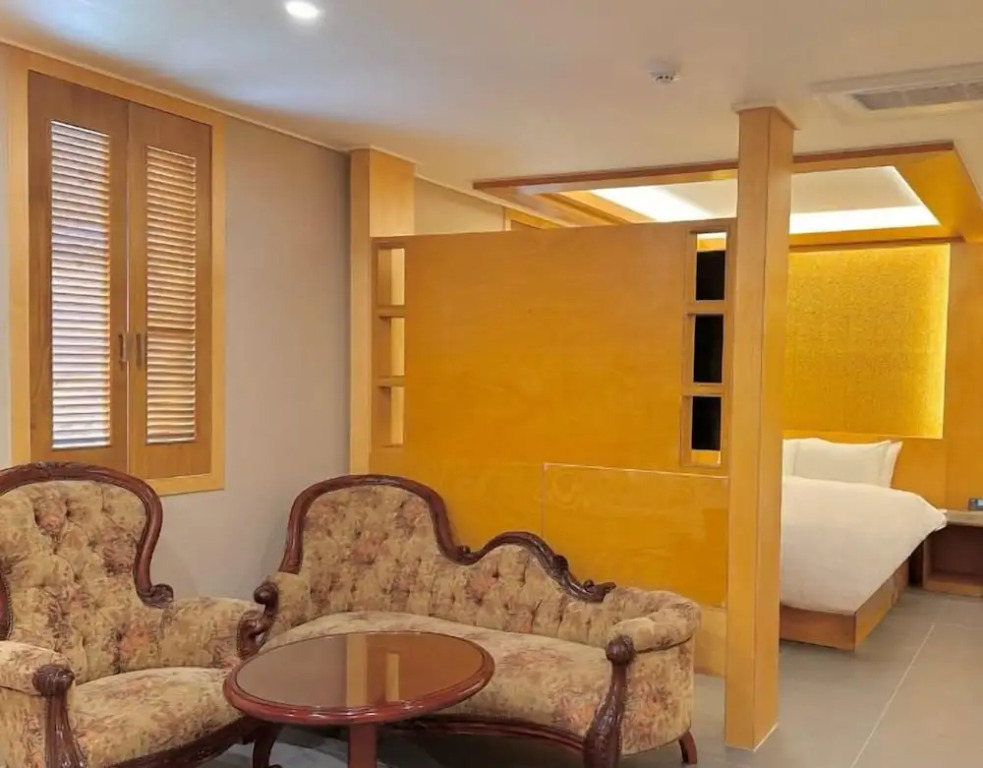 Sokcho Mir Hotel