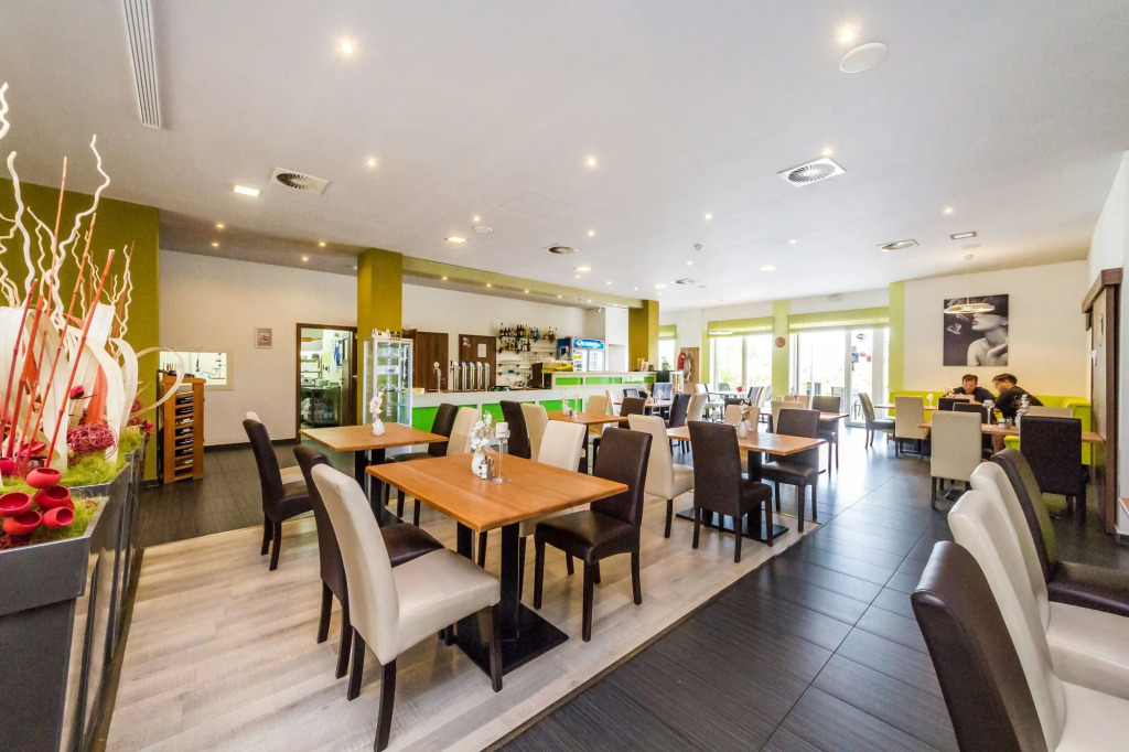 Nad Královnou Hotel & Restaurant