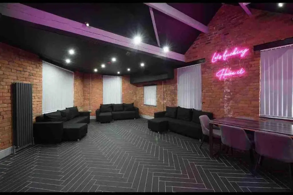 Casa Nomade Penthouse Slps 20 People Mcr Centre