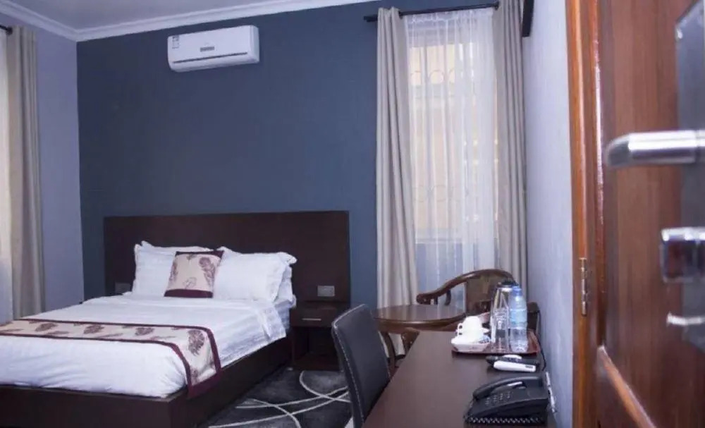 Hotel Desderia