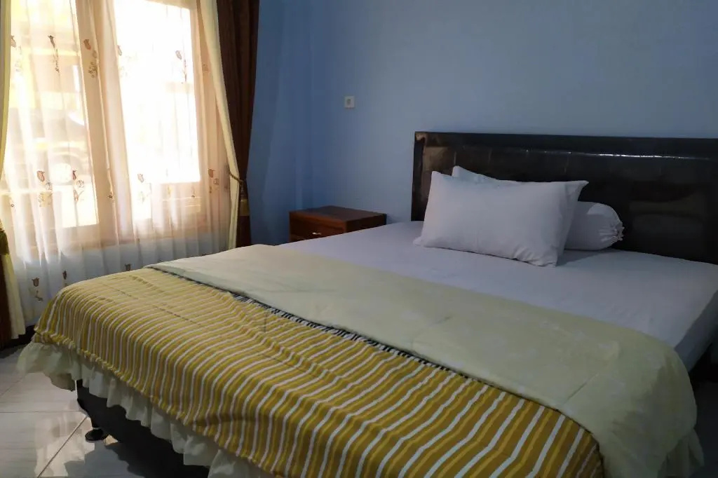 Hotel Tubalong Taliwang Syariah
