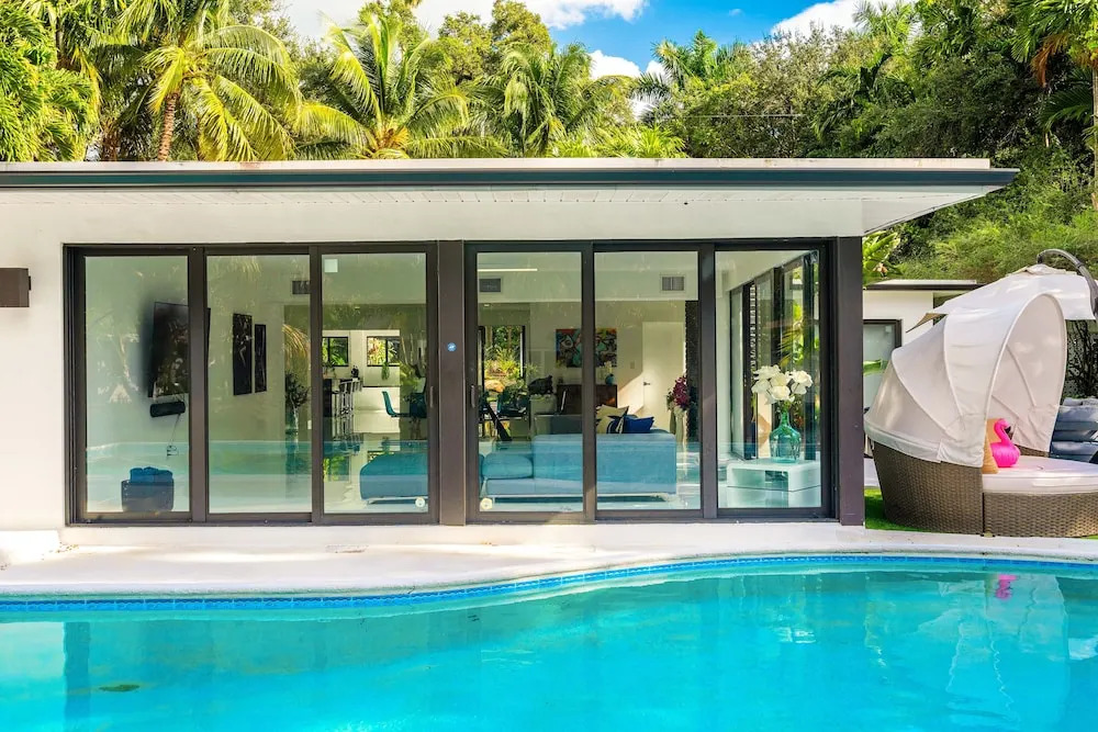 Peaceful 3BD Family House With Pool