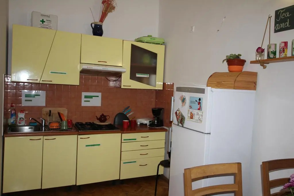 DownTown Hostel