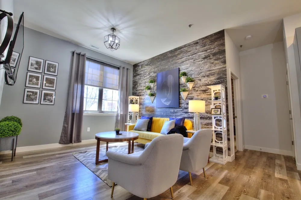 Steelyard Apartment