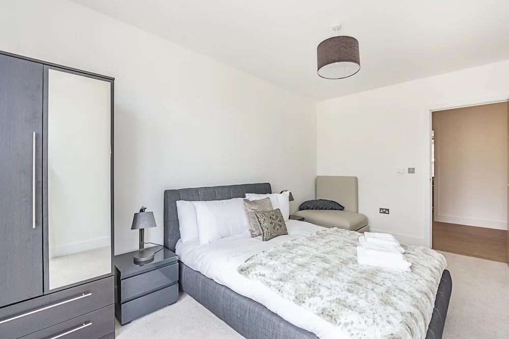 Stunning Brand New Westminster Apartment