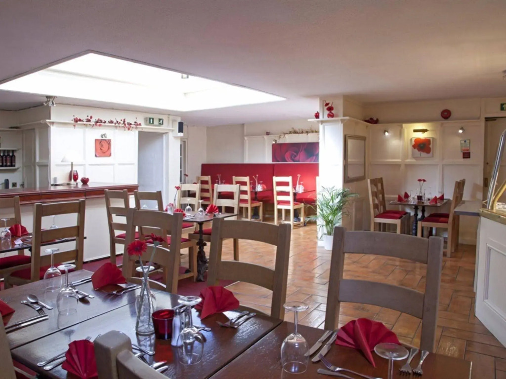 The Heath Inn