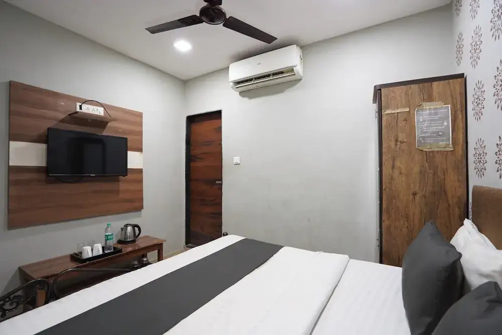 Hotel Sai Inn