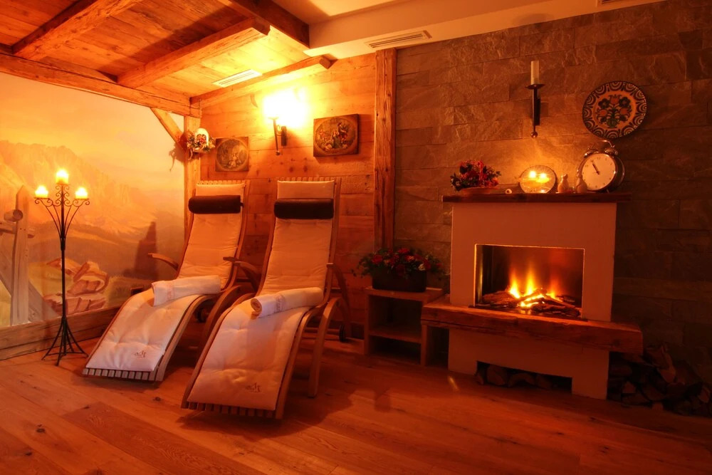 Hotel Garni Concordia - Dolomites Home
