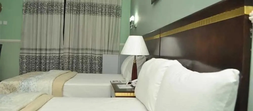 Lush Suites