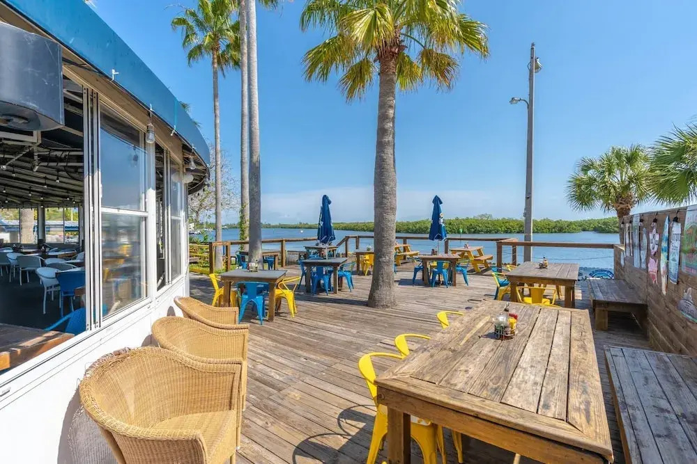 115 Little Harbor Inn
