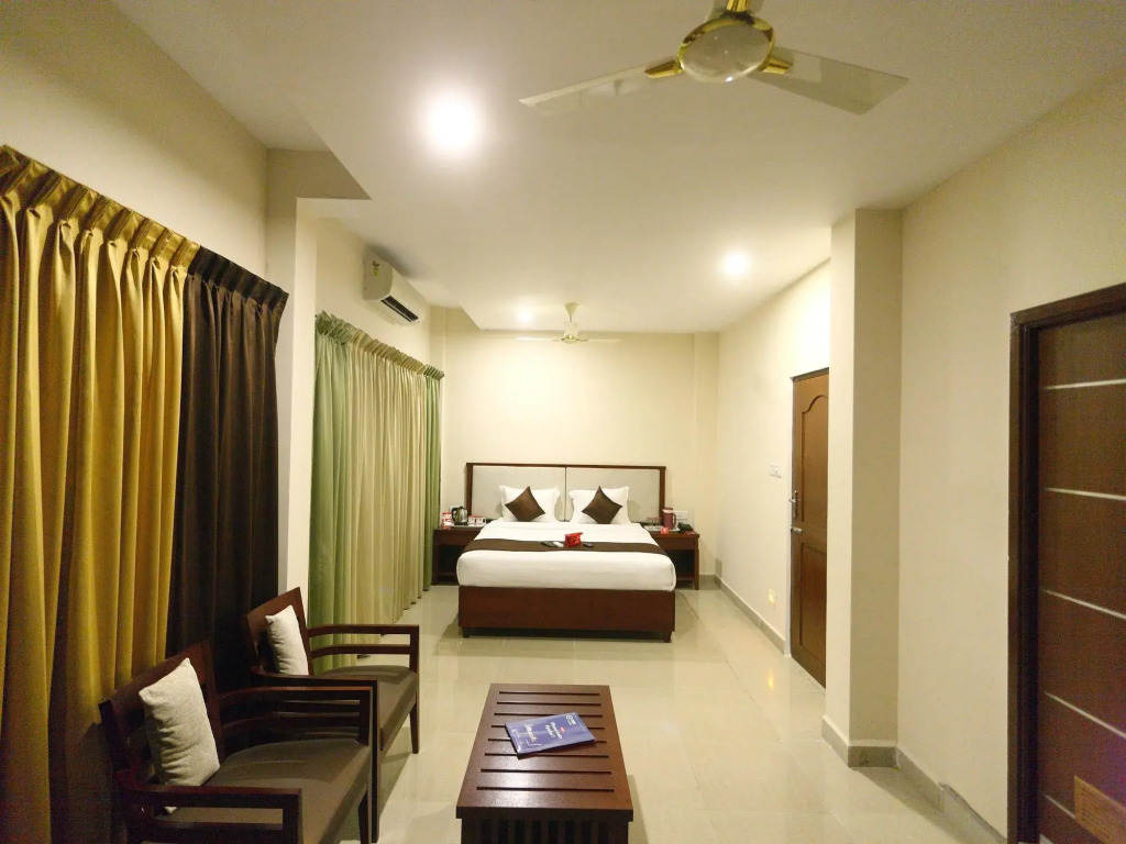 OYO Rooms ECR Off Uthandi Beach