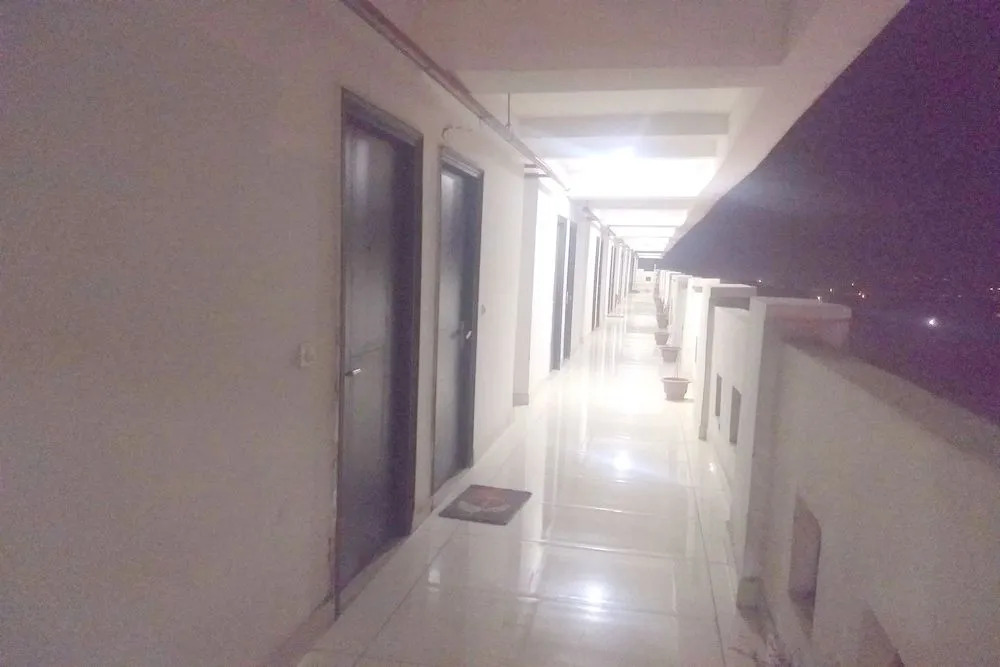 OYO 23668 Hotel The Hridhaan Regency