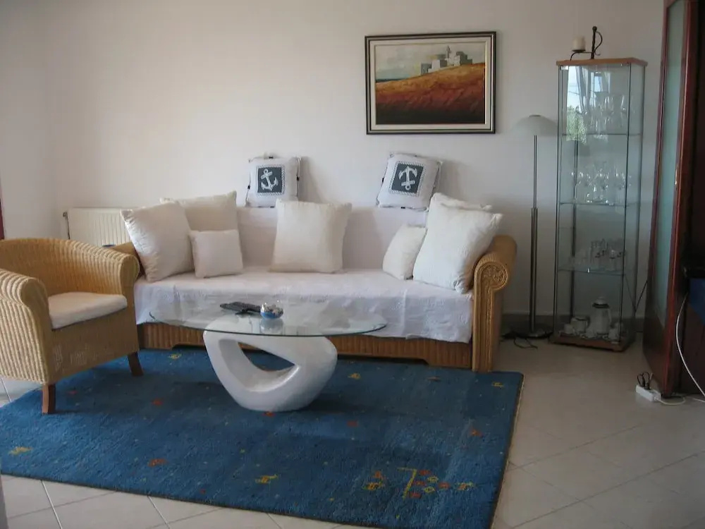 Peaceful House Only 900m From the sea With Swimming Pool, Bbq, Wifi, Airco