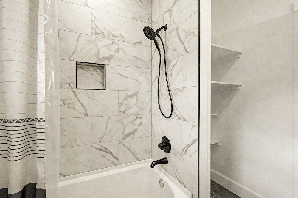 Holiday House by Taylor Made Deep Creek