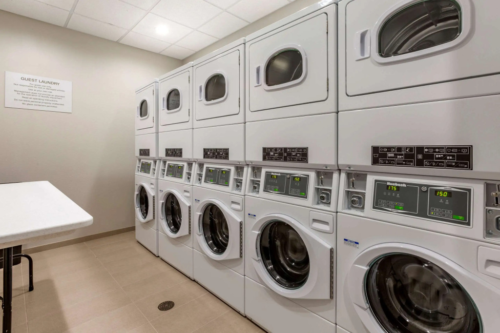 MainStay Suites Carlsbad South