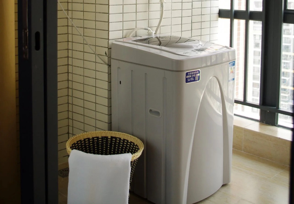 Longqiang International Apartment